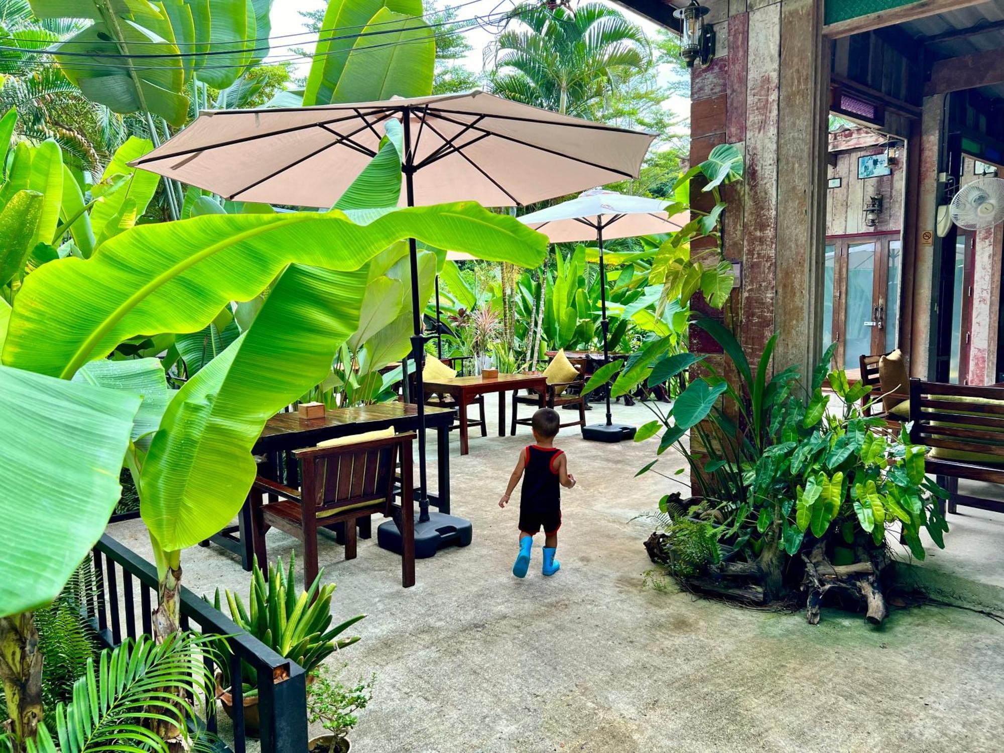 Wave-F Hotel Ko Kut Ngoại thất bức ảnh